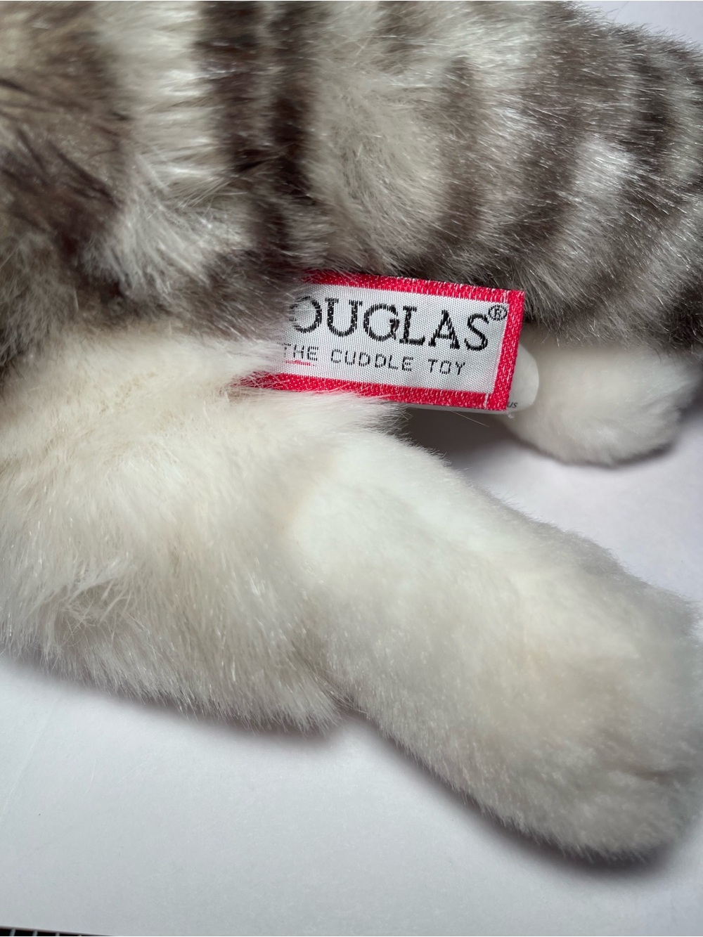 Douglas Cuddle Toys Smokey Gray Tabby Cat Plush Stuffed Animal 19” - Picture 7 of 7
